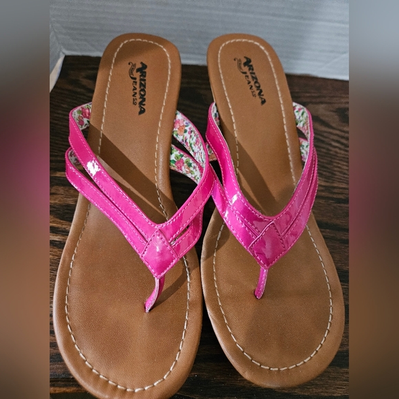 Arizona Jean Co. Cork Wedge Thong Heels (Bin8) - Picture 5 of 5